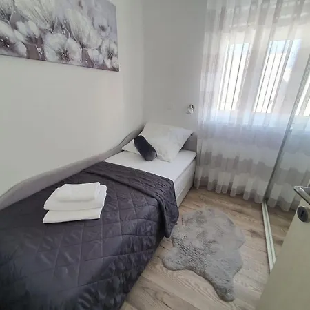 شقة Kastel Novi Elegant And Stylish With Terrace And Patio