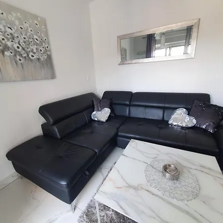شقة Kastel Novi Elegant And Stylish With Terrace And Patio Kaštela