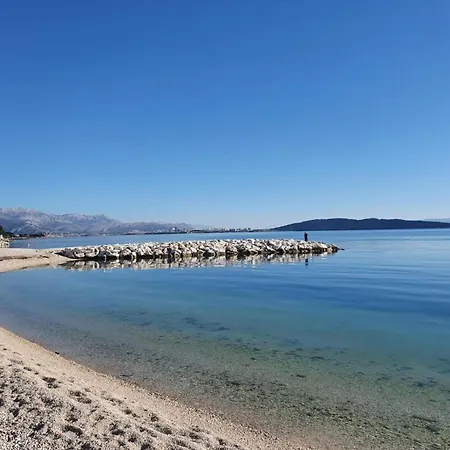 شقة Kastel Novi Elegant And Stylish With Terrace And Patio Kaštela